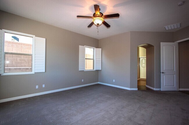 Building Photo - 4 Bedroom Home in Granville