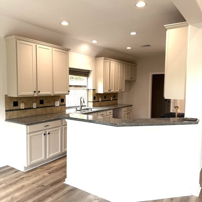 Building Photo - 2203 Blossom Creek Trail