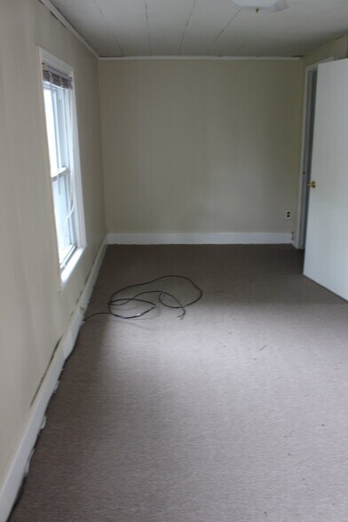 Building Photo - 5 New St E