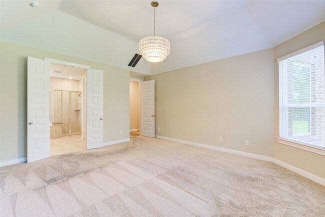 Building Photo - 4022 Steep Woods Dr