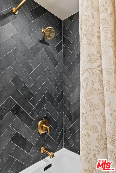 Building Photo - 6 Buckskin Ct