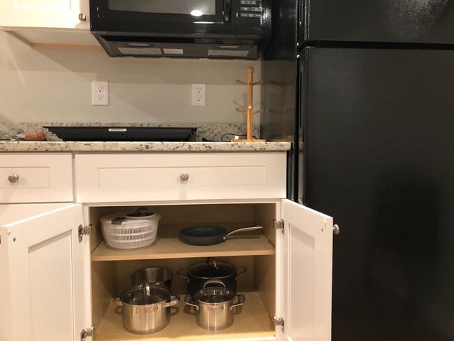 Floorplan - The Glen Burnie - Cozy Studio Apartments