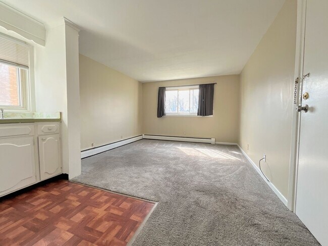 Building Photo - Parker Heights Apartments