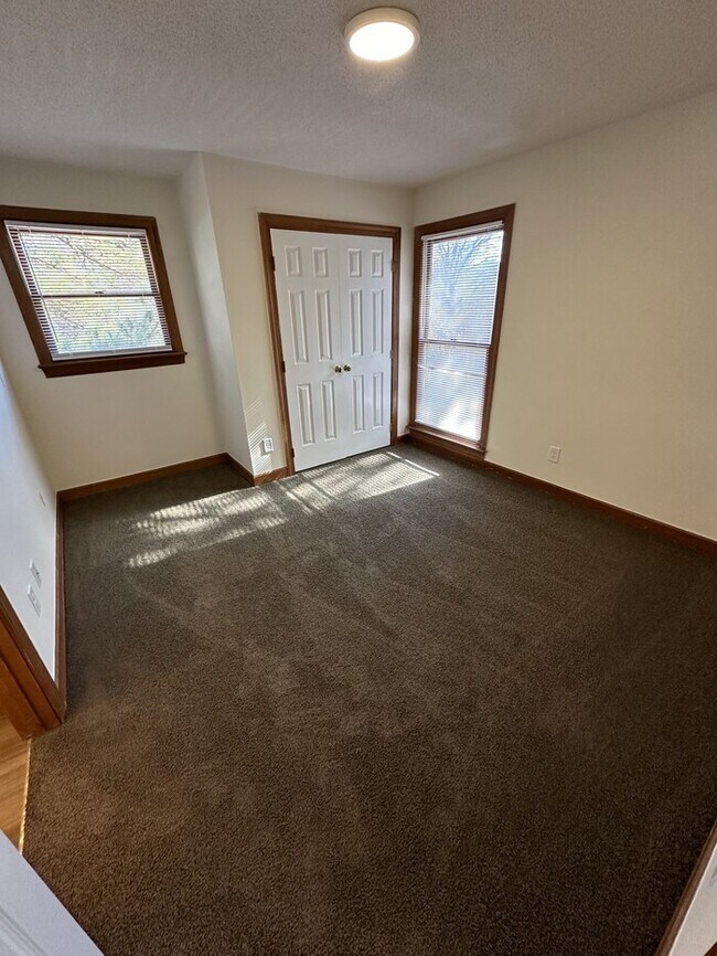 Building Photo - 3521 Ivy Commons Drive