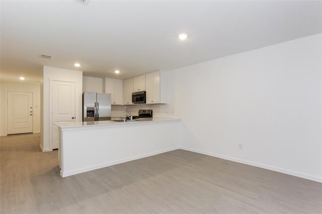 Building Photo - 15241 Grappling Irons Ln