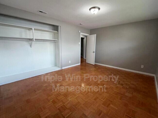 Building Photo - 8423 Korea Dr