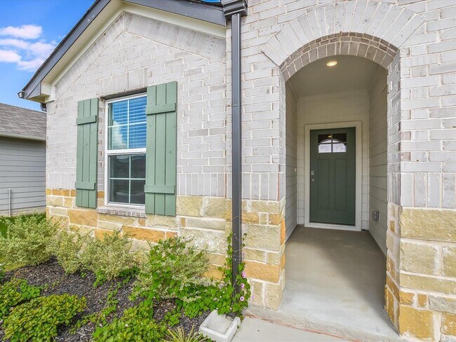 Building Photo - 1305 Camden Ln