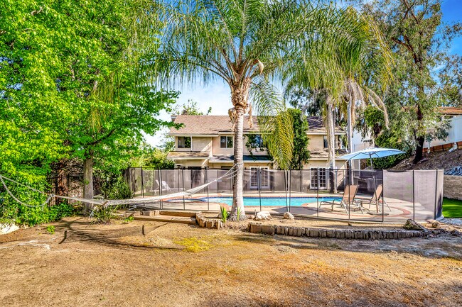 Building Photo - 30428 Penrod Dr