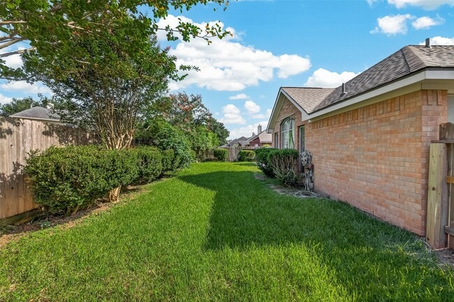 Building Photo - 2607 Plantation Hollow Ct