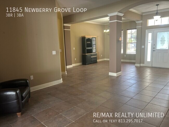 Building Photo - 11845 Newberry Grove Loop