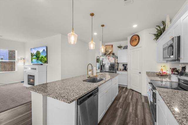 Building Photo - 4916 Knob Dr