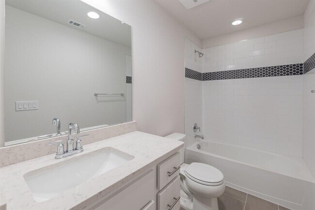 Building Photo - 5302 Mulberry Grove Ln