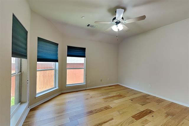 Building Photo - 1716 Alpine Dr