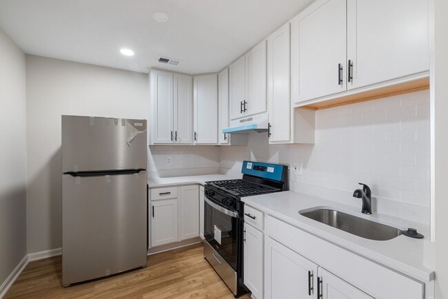 Building Photo - 2602 Ulman Ave