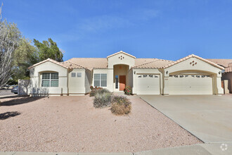 Building Photo - Spacious, Single Story, East Mesa home wit...