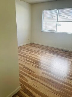 Building Photo - 4432 La Cresta Way