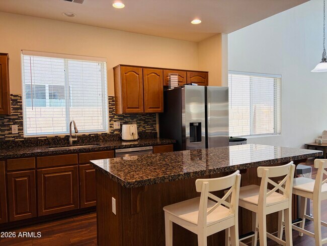 Building Photo - 2753 W Peggy Dr