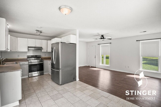 Building Photo - 1713 Drayton Dr