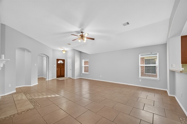 Building Photo - 1907 Meadow Edge Ln
