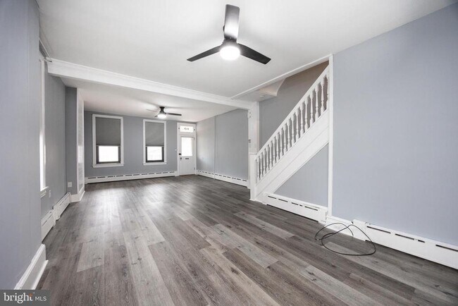 Building Photo - 313 Chestnut St