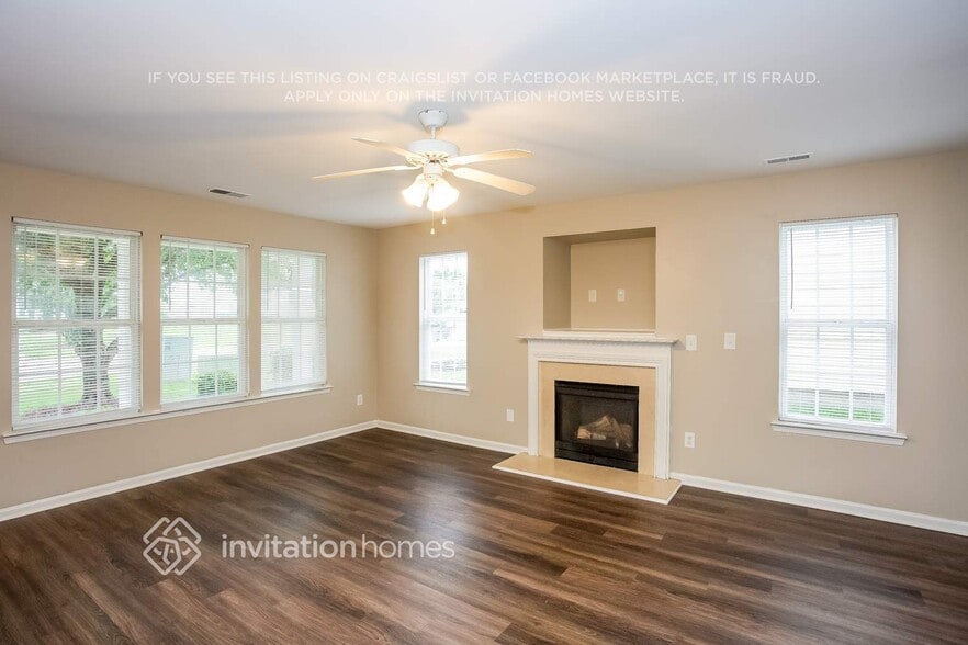 Building Photo - 109 Newport Dr