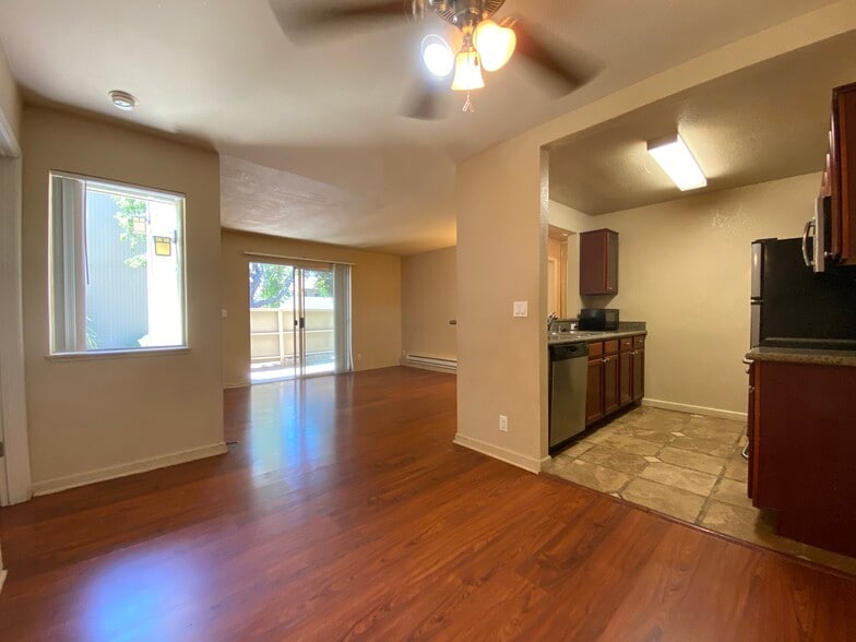 Building Photo - 3268 Red Cedar Terrace