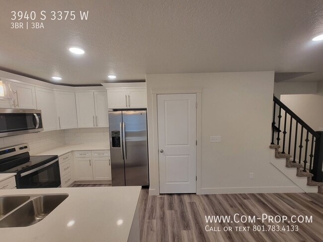 Building Photo - 3940 S 3375 W