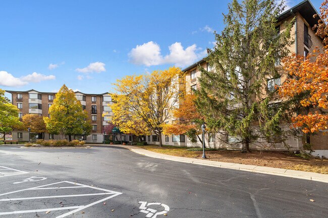 Building Photo - 470 Fawell Blvd