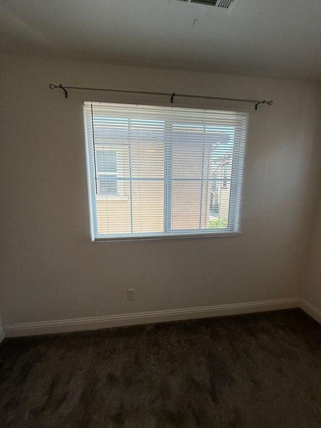 Building Photo - Beautiful Newer Two Story Home in The Gated Community of HG Gardens