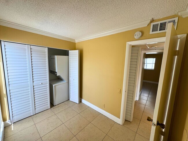 Building Photo - 4415 Treehouse Ln