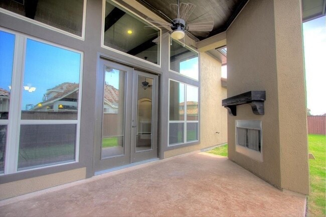 Building Photo - 63 Silent Cir Dr