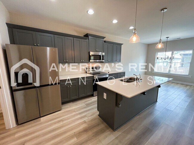 Building Photo - MOVE IN SPECIAL!!! - Roomy Home for Rent in Cullman, AL…6 Foot Privacy Fence. AVAILABLE NOW!! - S...