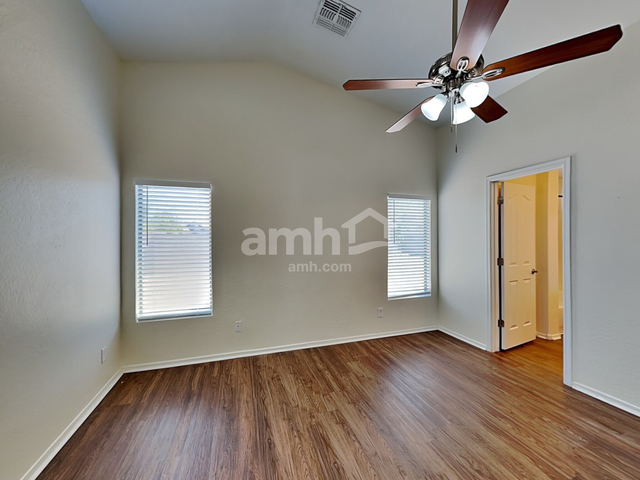 Building Photo - 13101 N 127th Ln