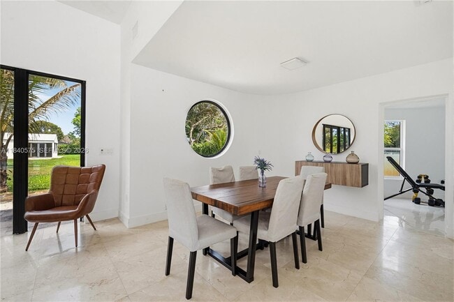 Building Photo - 14401 SW 63rd St