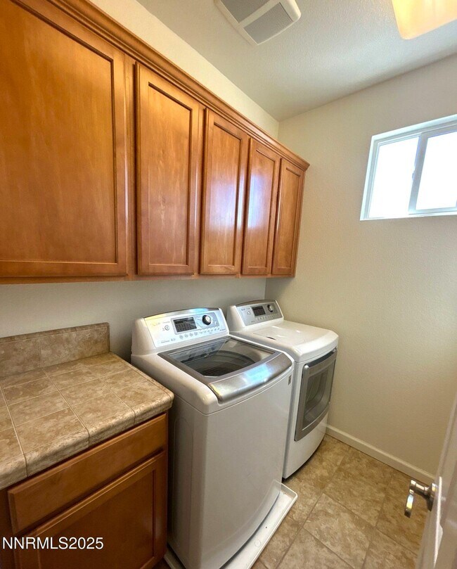 Building Photo - 7150 Provence Cir