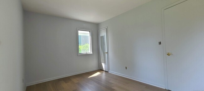 Building Photo - 76 Havemeyer Ln