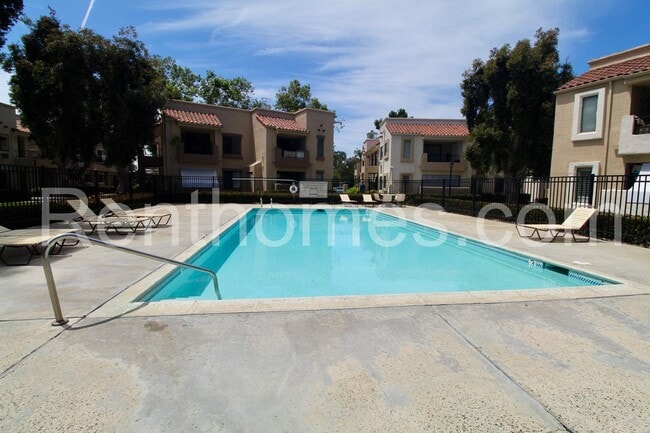 Building Photo - Mira Mesa, 8488 New Salem St #69, 2 Master...