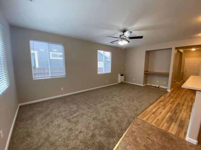 Building Photo - Sky Vista in Stead - Single Story Home wit...