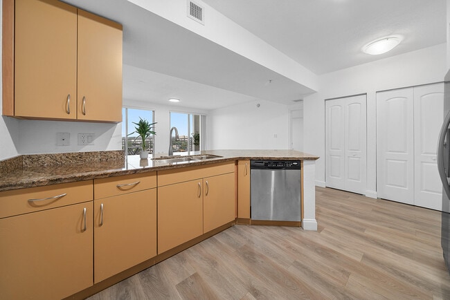 Building Photo - 1830 Radius Dr