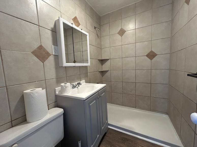 Building Photo - 203 S Hardy Ave