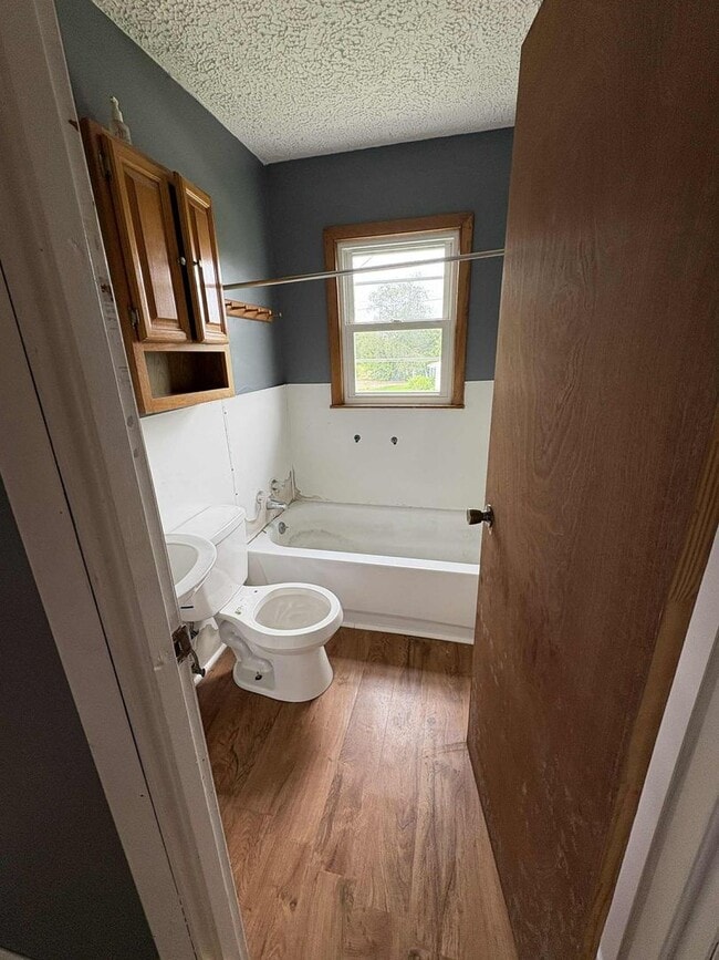 Building Photo - Spacious home for rent!!!
