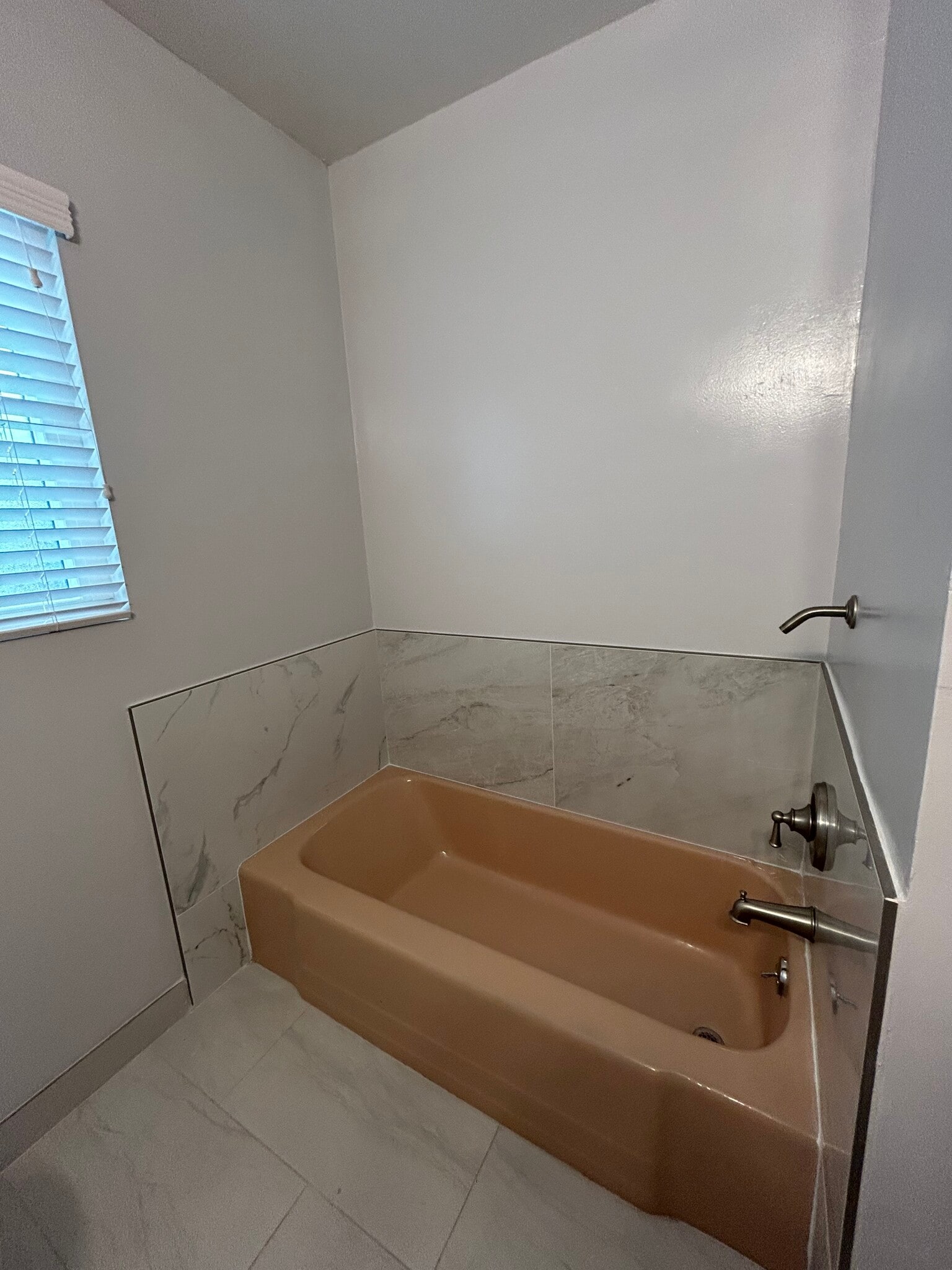 Bathroom - 325 S Doheny Dr