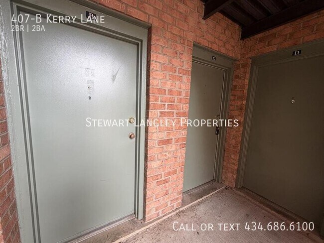 Building Photo - 407 Kerry Ln