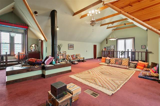 Building Photo - 327 S Edgefield Ave