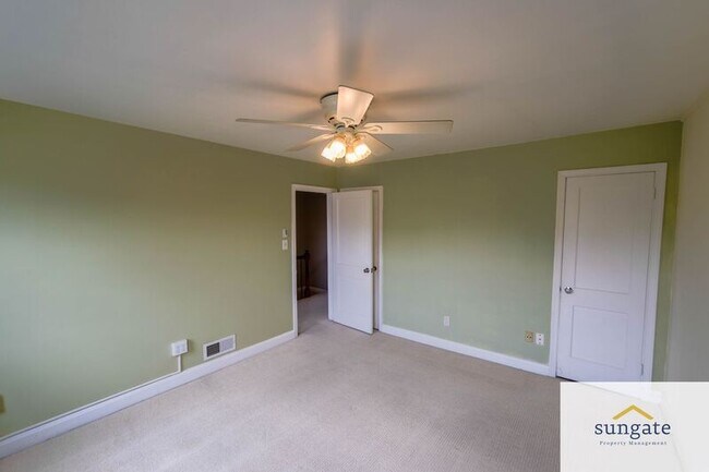 Building Photo - 8616 Pleasant Plains Rd