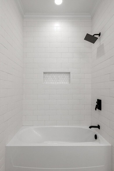 Building Photo - 1103 Centennial Dr