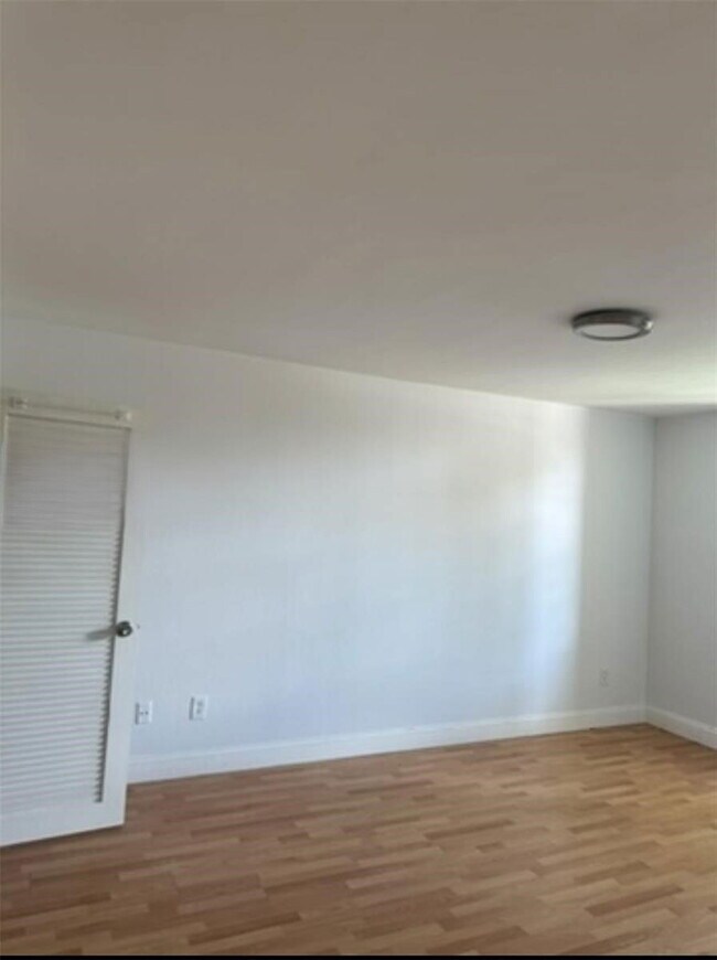 Building Photo - 4240 NW 79th Ave