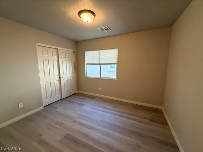 Building Photo - 6055 Montana Peak Ave