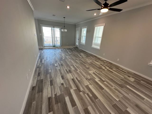 Building Photo - 977 E Montego Ave