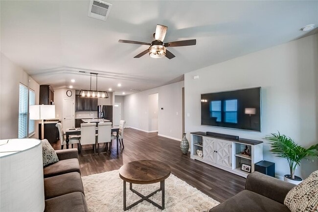 Building Photo - 403 Grapefruit Rd